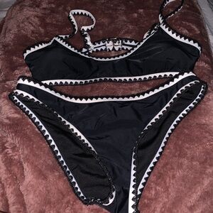 Black & White Cupshe Bikini